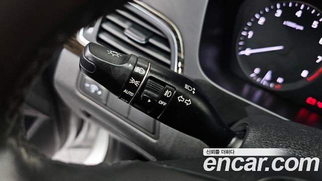 Hyundai Sonata 2016 — photo 28