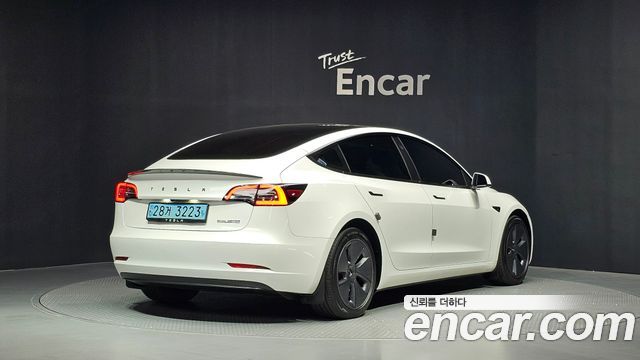 Tesla Model 3 2022 — photo 2