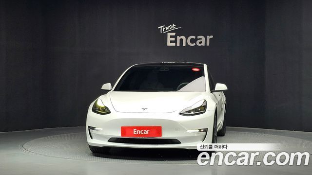 Tesla Model 3 2022 — photo 3