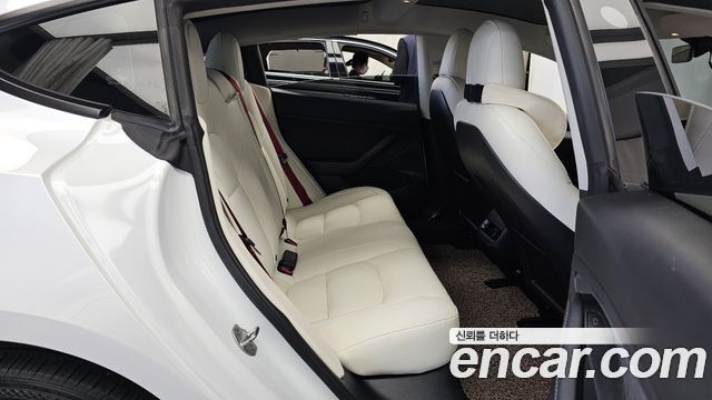 Tesla Model 3 2022 — photo 18
