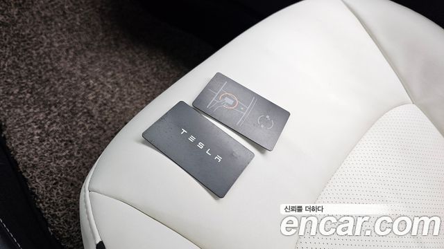 Tesla Model 3 2022 — photo 16