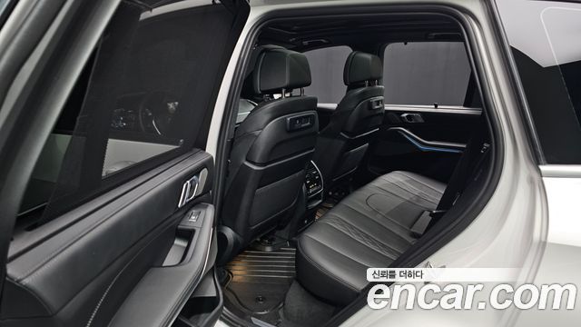 BMW X5 2023 — photo 18