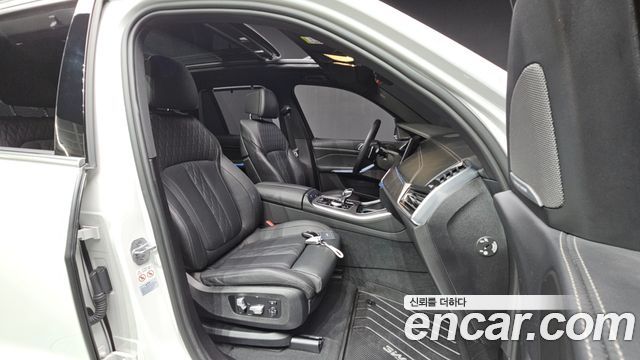 BMW X5 2023 — photo 16