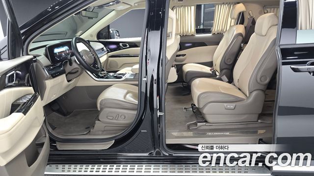 Kia Canival 2023 — photo 11
