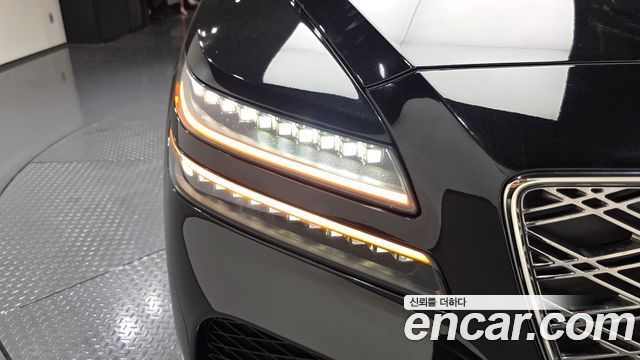 Genesis GV80 2024 — photo 8