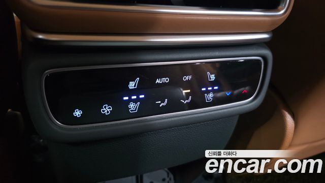 Genesis GV80 2024 — photo 35