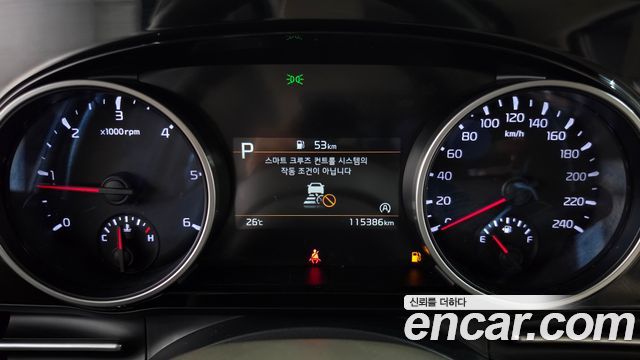 Kia Canival 2021 — photo 11