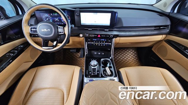 Kia Canival 2023 — photo 10