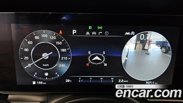 Kia Canival 2023 — photo 11