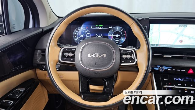Kia Canival 2023 — photo 19