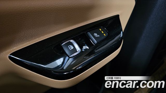 Kia Canival 2023 — photo 25