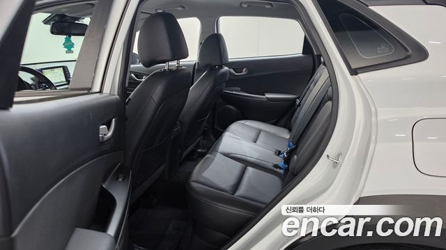 Hyundai Kona 2018 — photo 17