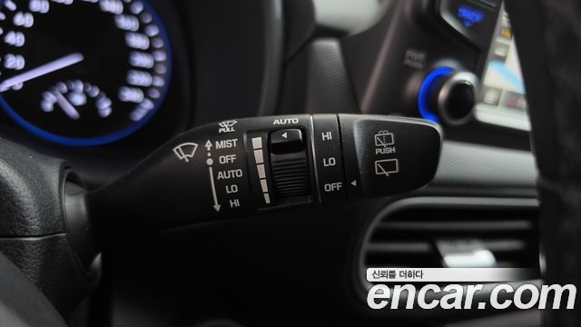 Hyundai Kona 2018 — photo 25
