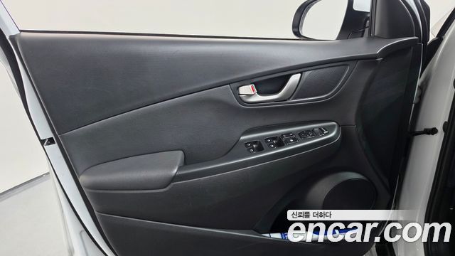 Hyundai Kona 2018 — photo 14