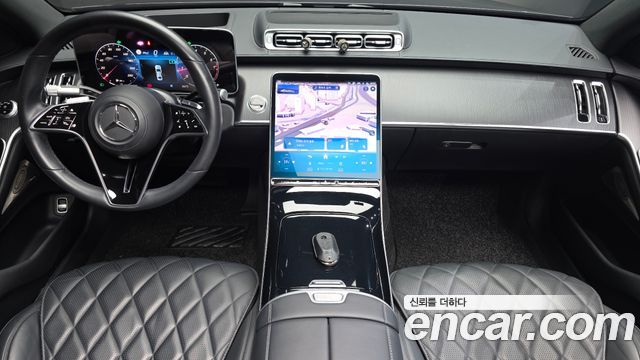 Mercedes-Benz S-Class 2023 — photo 10