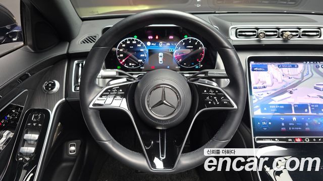 Mercedes-Benz S-Class 2023 — photo 20