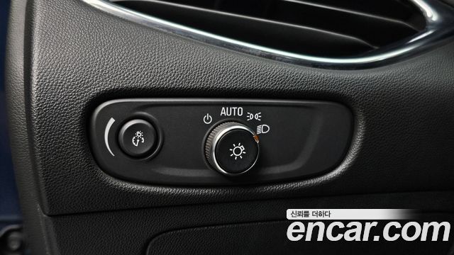 Chevrolet Korea Malibu 2020 — photo 14
