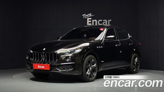 Maserati Levante 2019 — photo 1