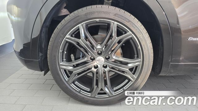 Maserati Levante 2019 — photo 5