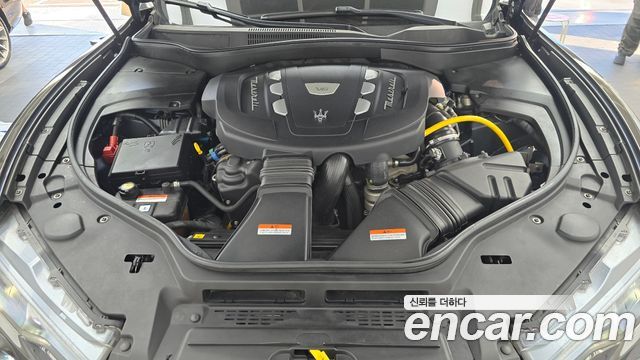 Maserati Levante 2019 — photo 6
