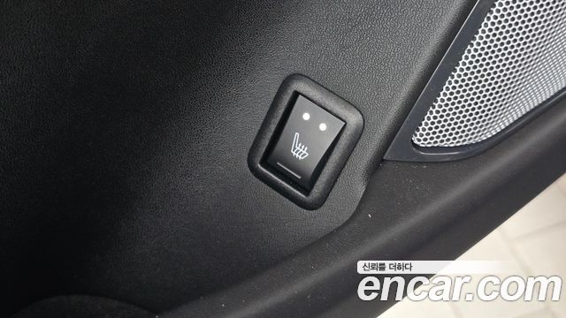 Maserati Levante 2019 — photo 26