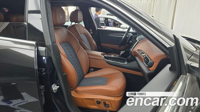 Maserati Levante 2019 — photo 16