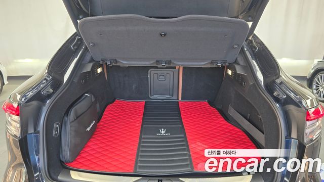 Maserati Levante 2019 — photo 27