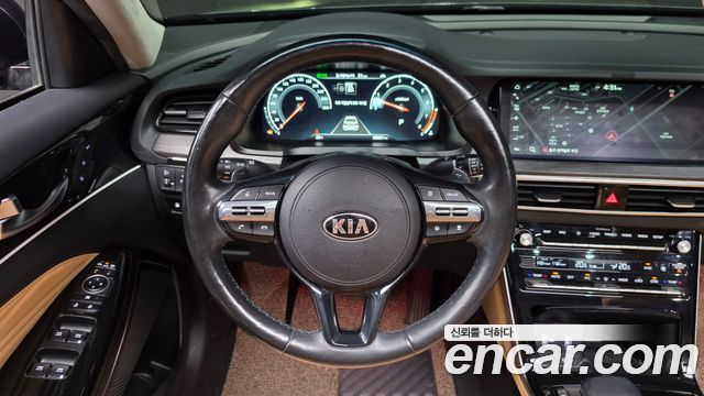 Kia K7 2020 — photo 18