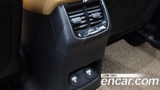 Kia K7 2020 — photo 30