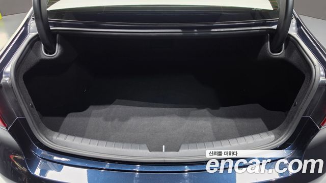 Kia K7 2020 — photo 32