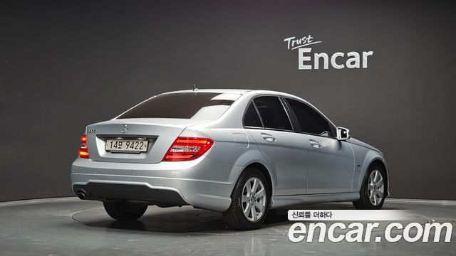 Mercedes-Benz C-Class 2012 — photo 2