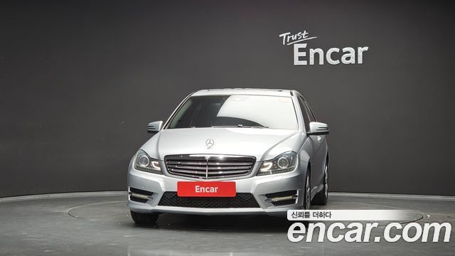 Mercedes-Benz C-Class 2012 — photo 3
