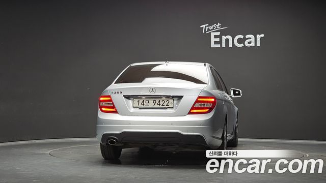 Mercedes-Benz C-Class 2012 — photo 4