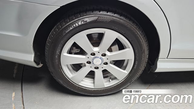 Mercedes-Benz C-Class 2012 — photo 5