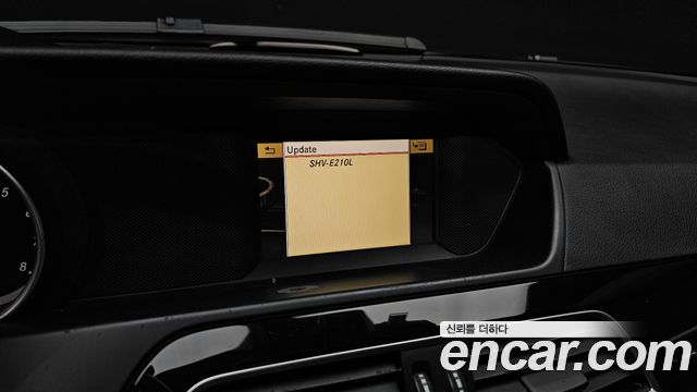 Mercedes-Benz C-Class 2012 — photo 16