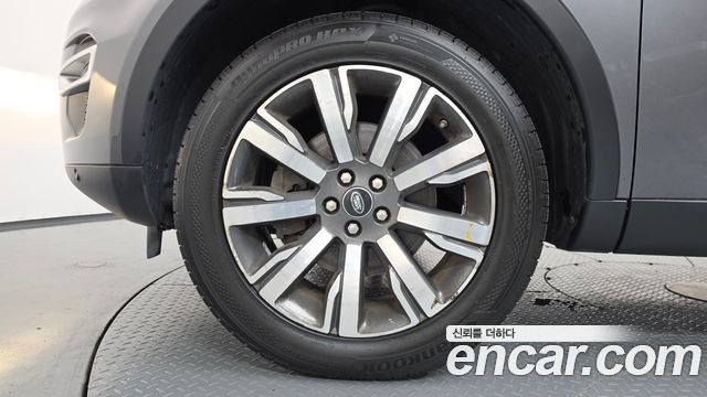 Land Rover Discovery Sport 2019 — photo 5