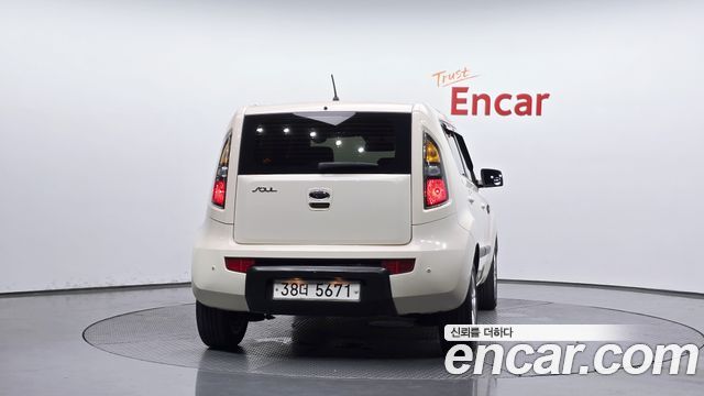Kia Soul 2011 — photo 4