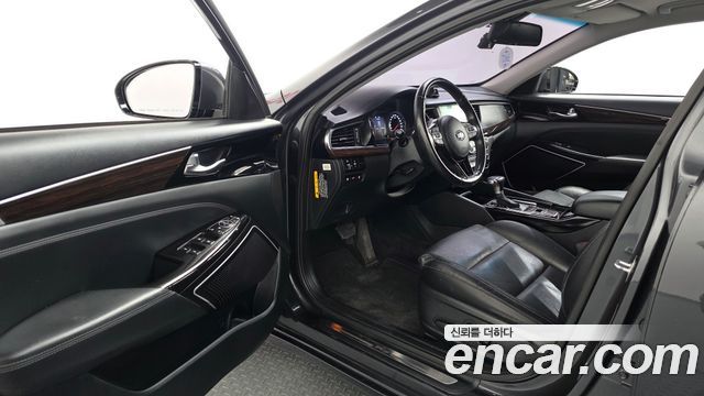 Kia K7 2018 — photo 10