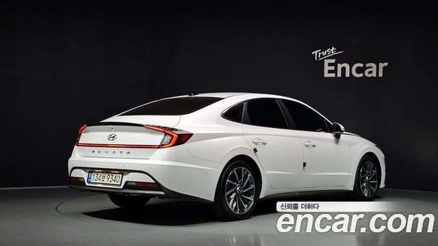 Hyundai Sonata 2023 — photo 2