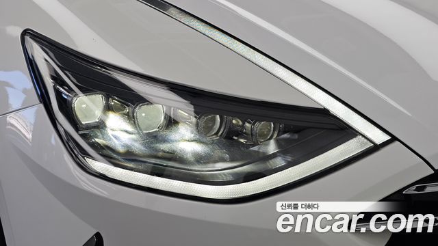 Hyundai Sonata 2023 — photo 8