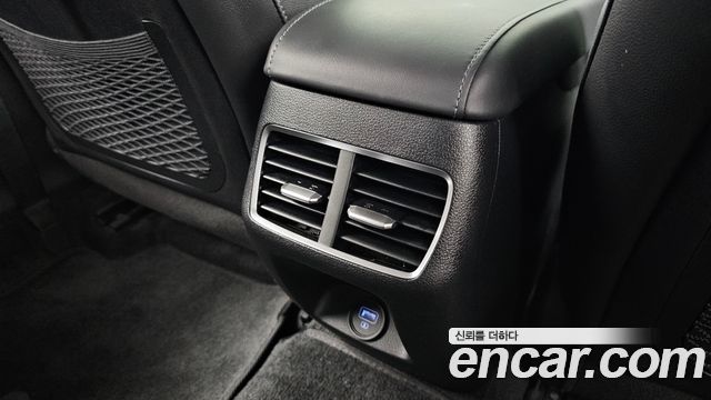 Hyundai Sonata 2023 — photo 32