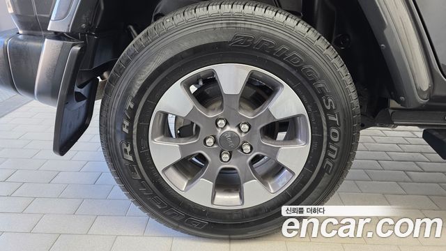 Jeep Wrangler 2021 — photo 5