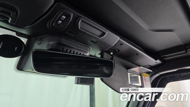Jeep Wrangler 2021 — photo 25