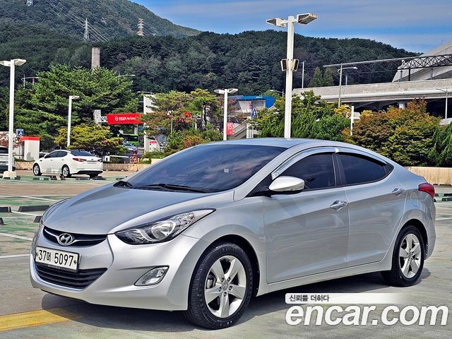 Hyundai AVANTE 2014 — photo 1