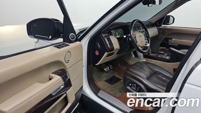 Land Rover Range Rover 2017 — photo 13