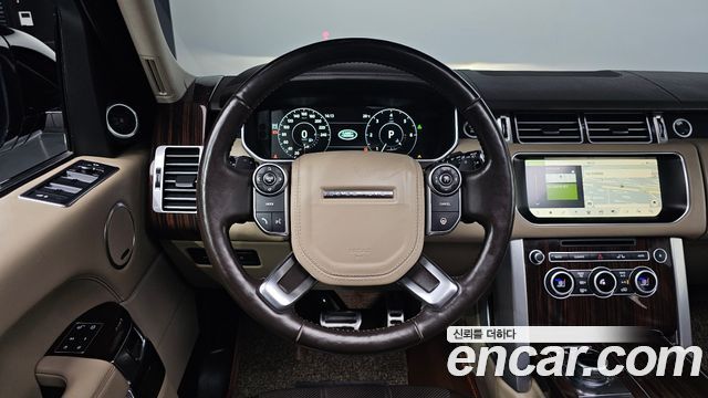 Land Rover Range Rover 2017 — photo 18