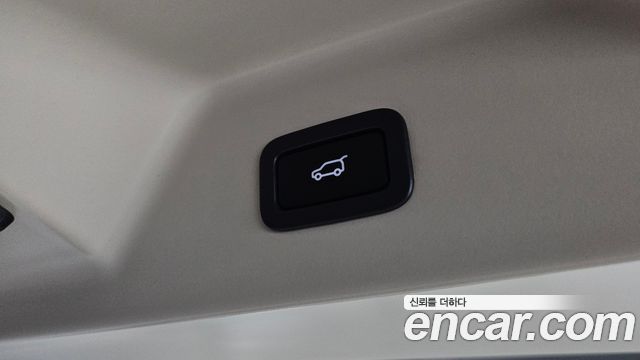 Land Rover Range Rover 2017 — photo 24
