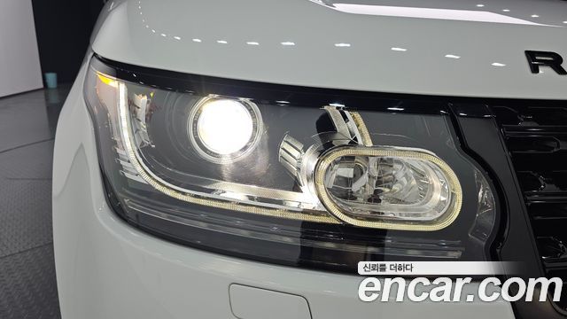 Land Rover Range Rover 2017 — photo 8
