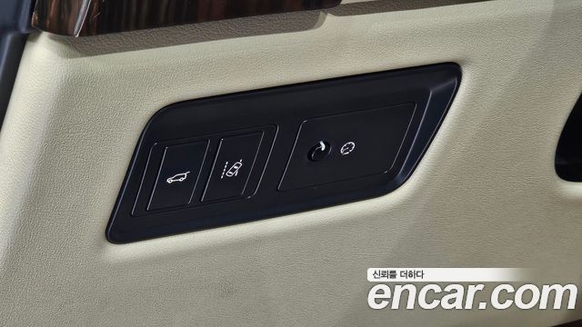 Land Rover Range Rover 2017 — photo 27