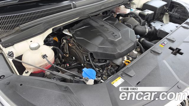 Kia Canival 2023 — photo 6